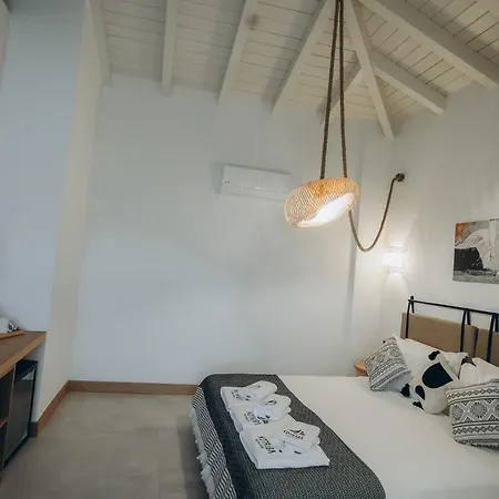 Kotraba מלון אלאקאטי